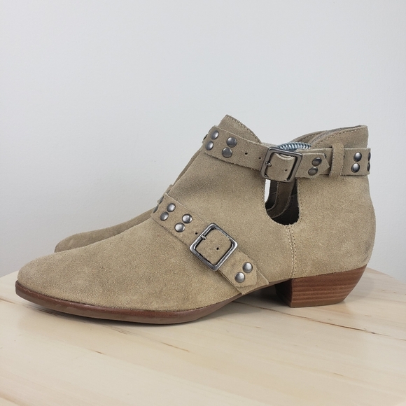 Anthropologie Matisse Neil Booties Size 8.5 Suede Leather Studded Buckle Western - Picture 3 of 14